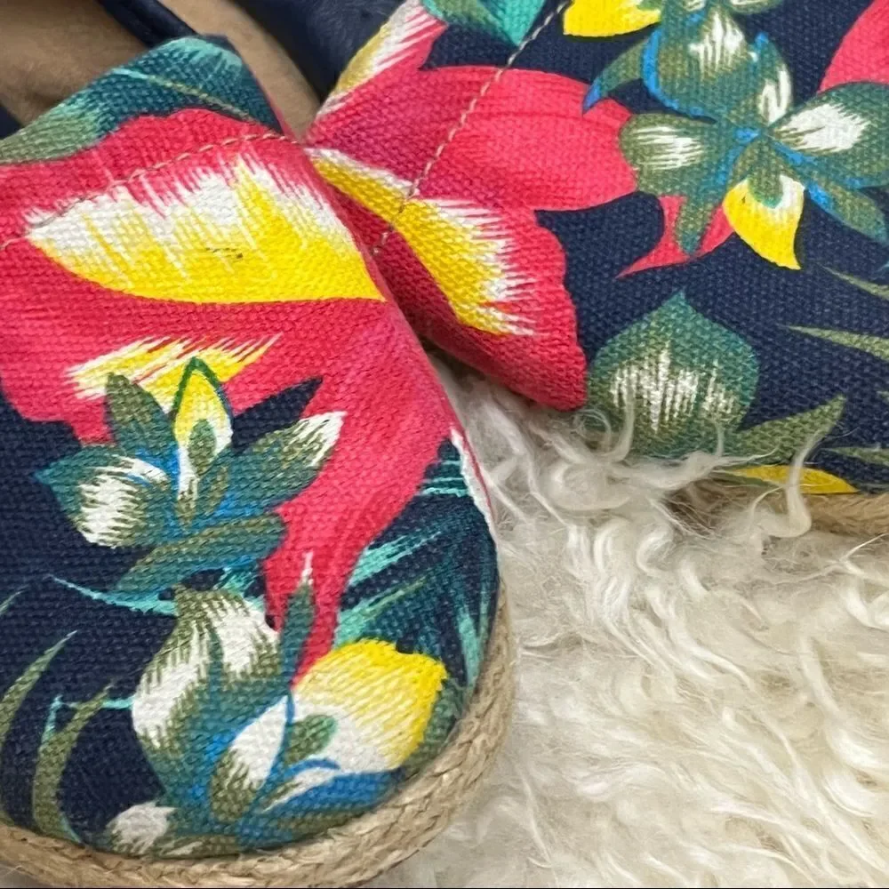 B.o.c Tropical Floral Espadrille Flat Canvas Loafer 7.5